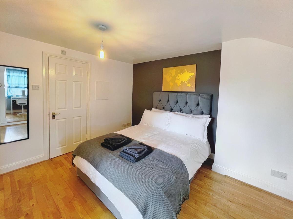 Lovely 2-Bedroom Serviced Apartment Greater London Londres Exterior foto