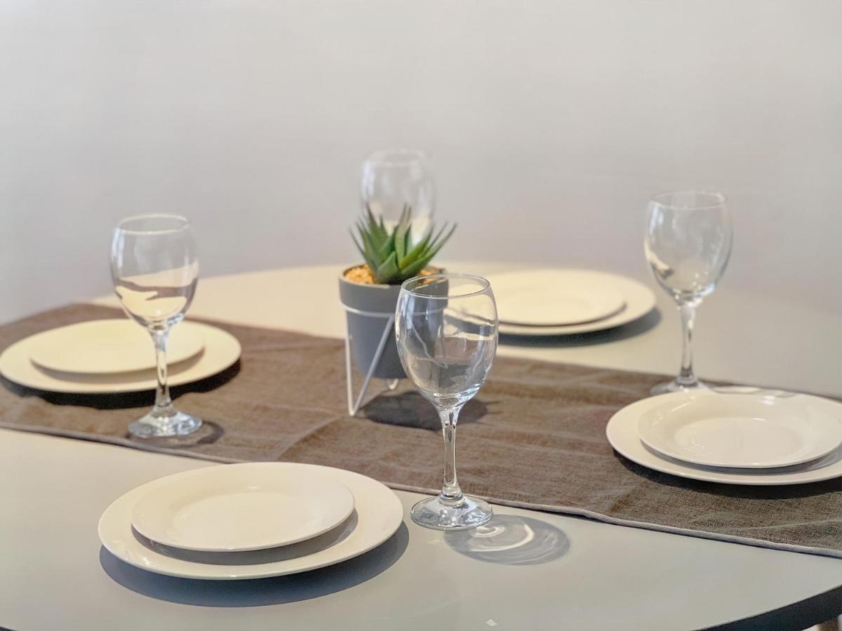 Lovely 2-Bedroom Serviced Apartment Greater London Londres Exterior foto